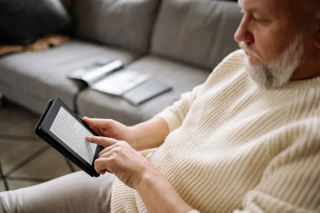 Quelle Tablette Choisir pour un Senior ? Le Guide Simple et Pratique